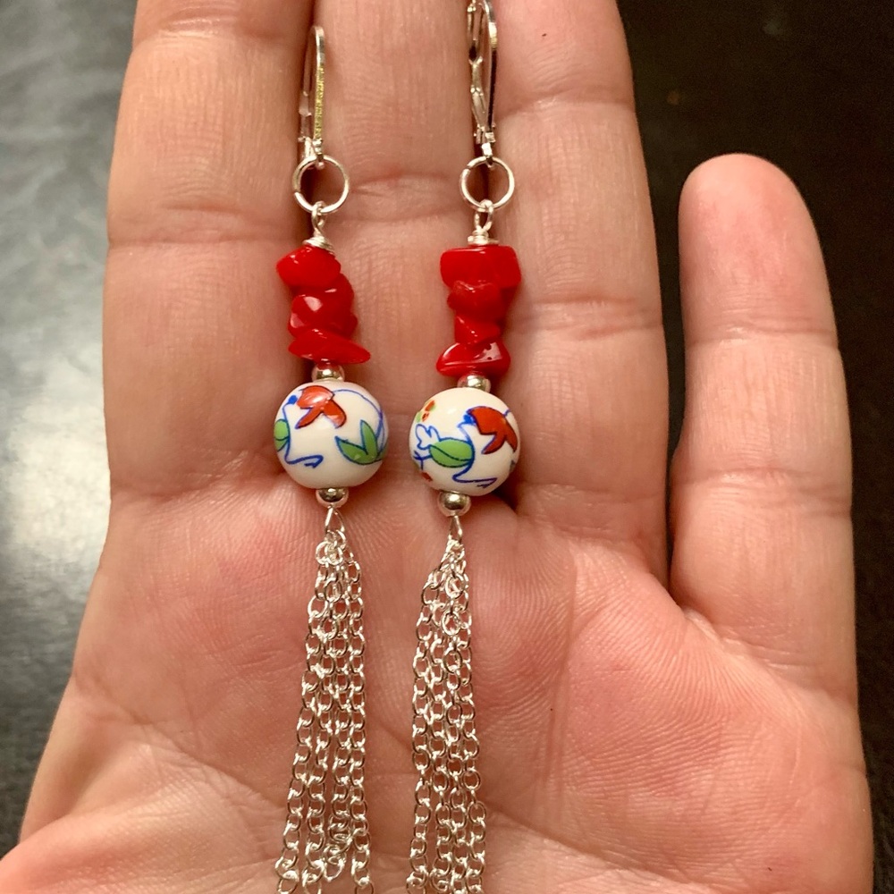 ⭐️2/$10 Red Coral Painted Ceramic Silver Lantern Handcrafted Earrings - Picture 3 of 7